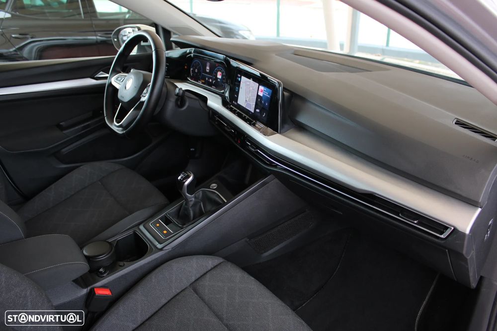 VW Golf 2.0 TDI Life - 17