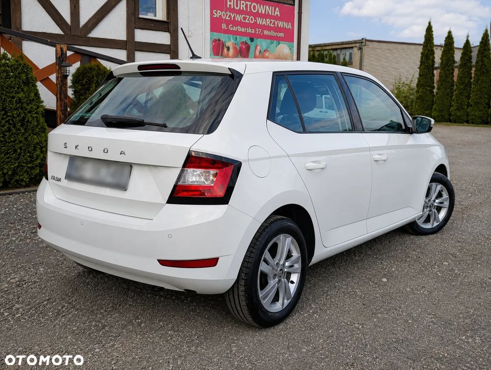 Skoda Fabia 1.0 Ambition - 2