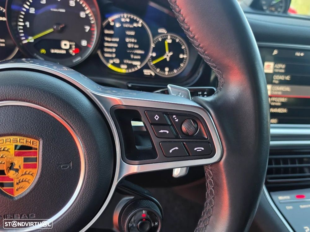 Porsche Panamera 4 E-Hybrid - 19
