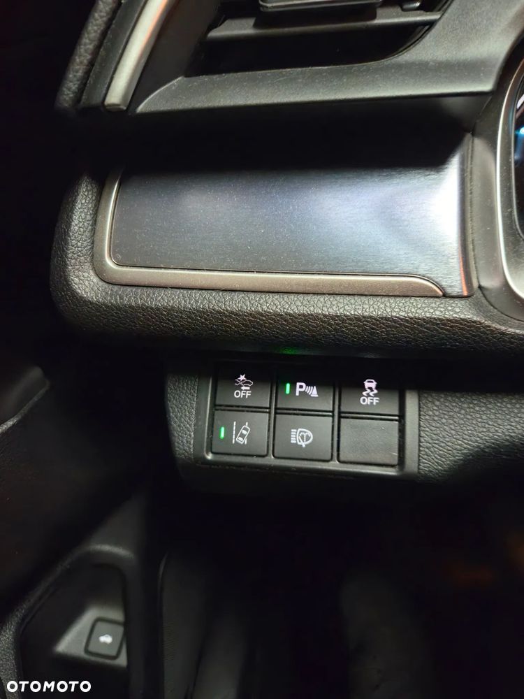 Honda Civic 1.5 T Executive - 34