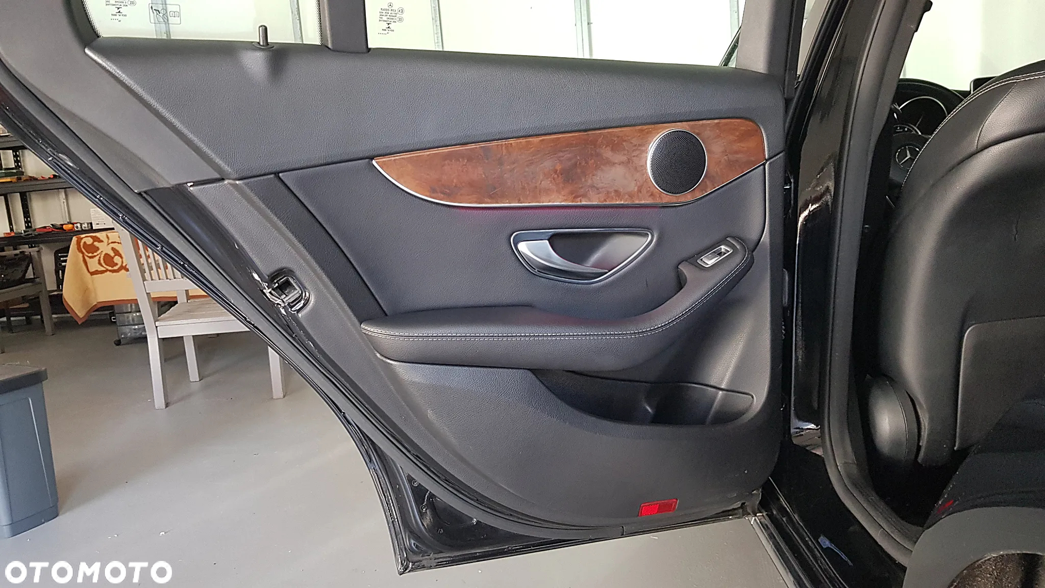 Mercedes-Benz Klasa C 300 7G-TRONIC Avantgarde - 25
