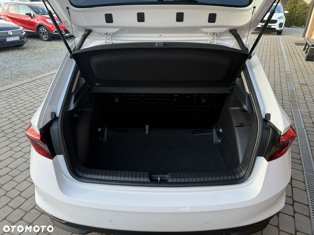 Skoda Fabia 1.0 MPI Active - 25