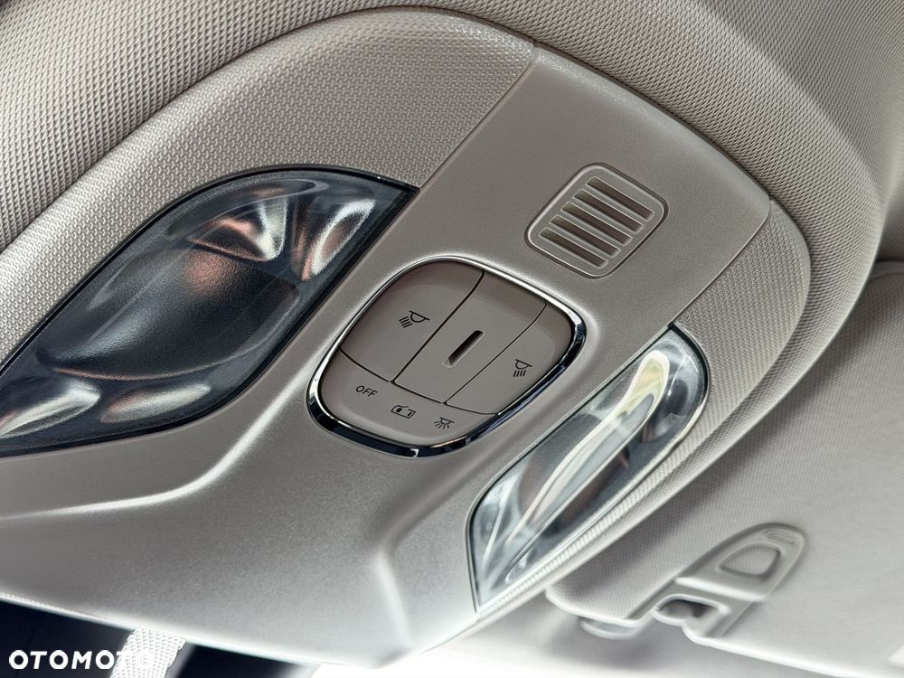 Jeep Compass - 32