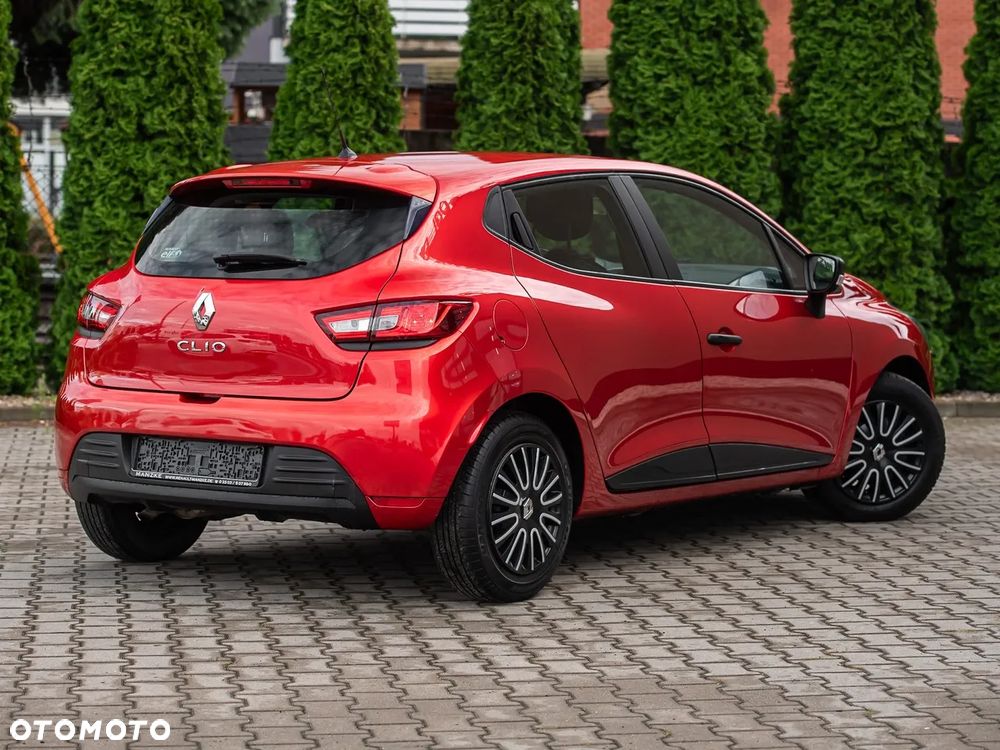Renault Clio - 13
