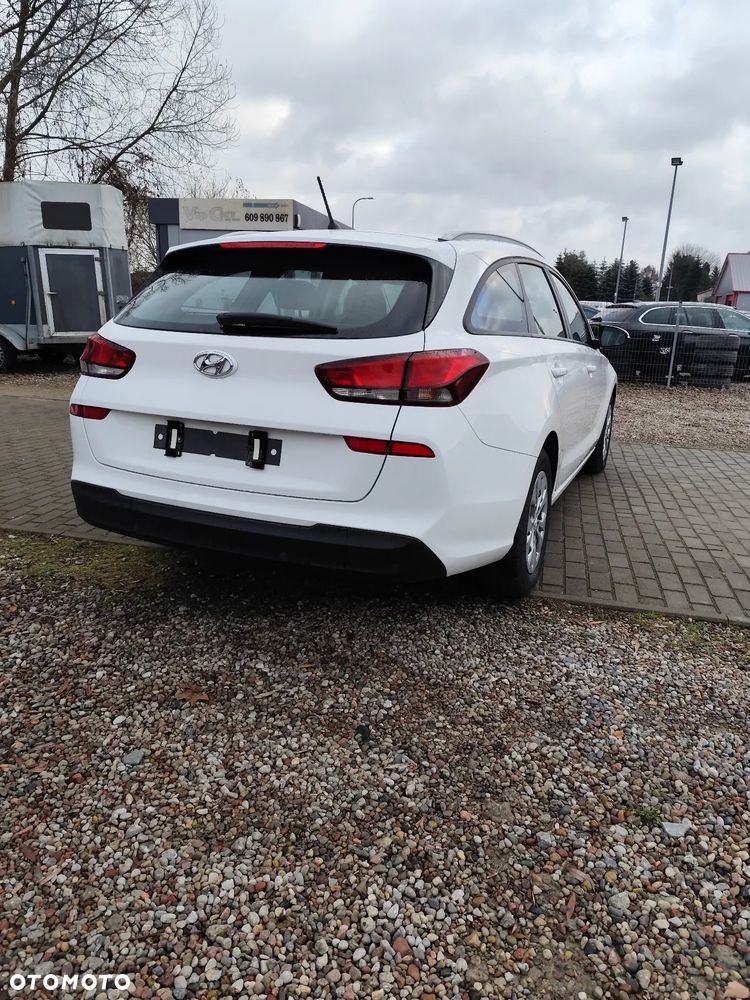 Hyundai i30 1.4 Style - 8