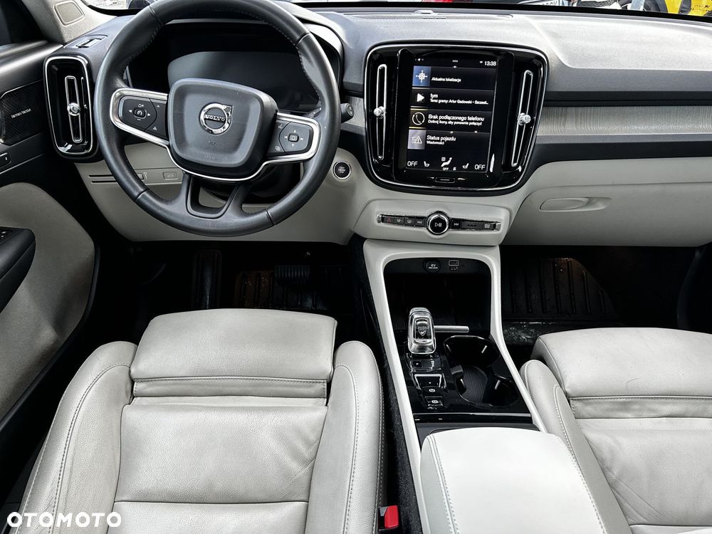 Volvo XC 40 - 15