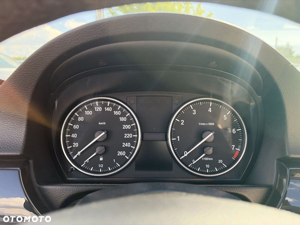 BMW Seria 3 - 22