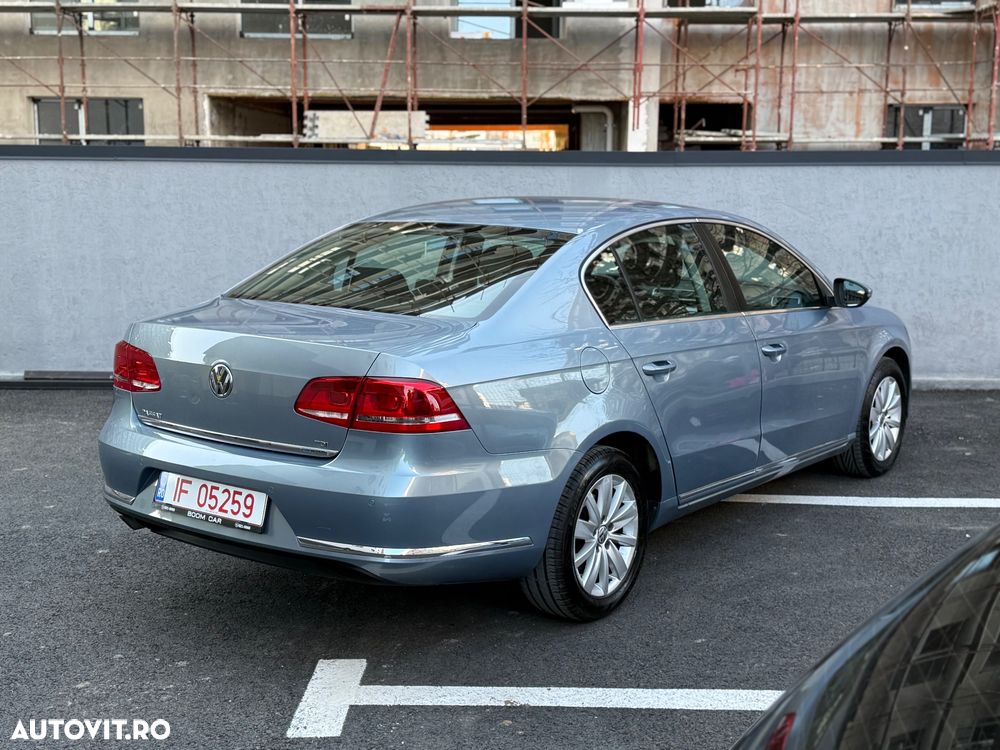 Volkswagen Passat 1.6 TDI BlueMotion Technology Comfortline - 5