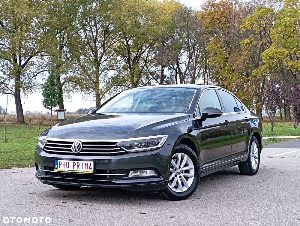 Volkswagen Passat 2018 photo 2