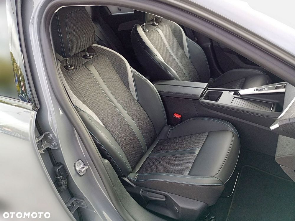 Peugeot 308 1.5 BlueHDi Allure Pack S&S EAT8 - 28