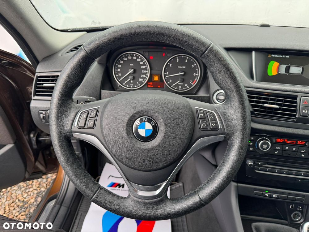 BMW X1 sDrive18i xLine - 25