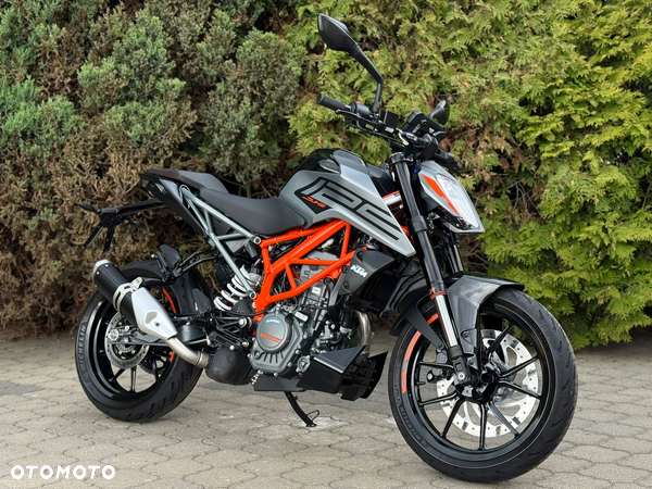 KTM Duke