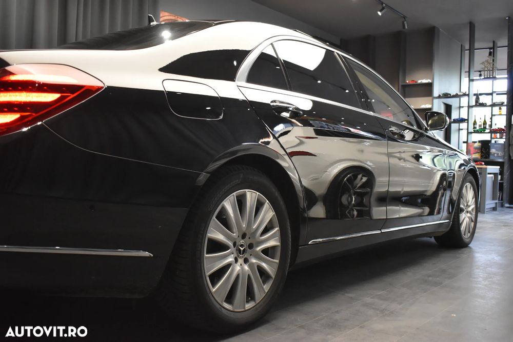 Mercedes-Benz S 560 4MATIC Long Aut. - 30