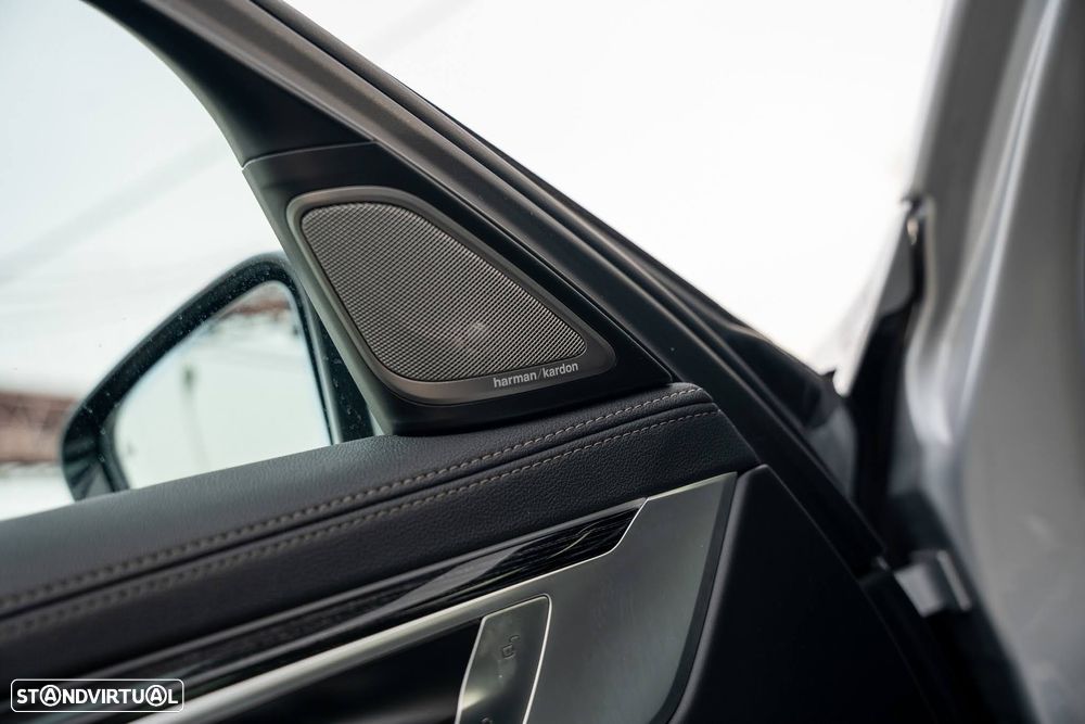 BMW 730 d Pack M - 18