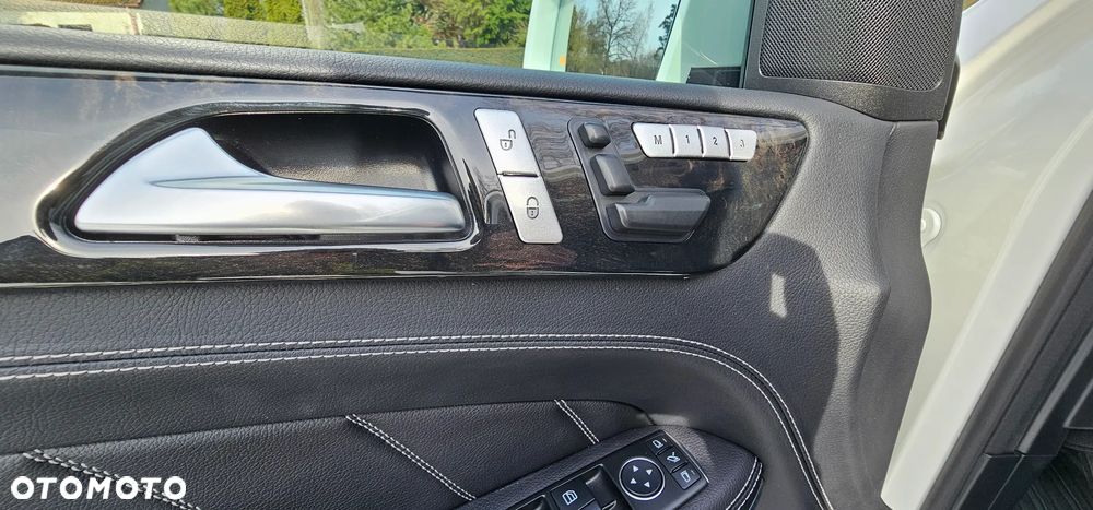 Mercedes-Benz GL 500 4Matic (BlueEFFICIENCY) 7G-TRONIC - 12