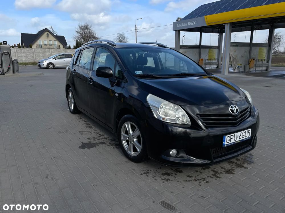 Toyota Verso 1.8 Sol 7os - 3