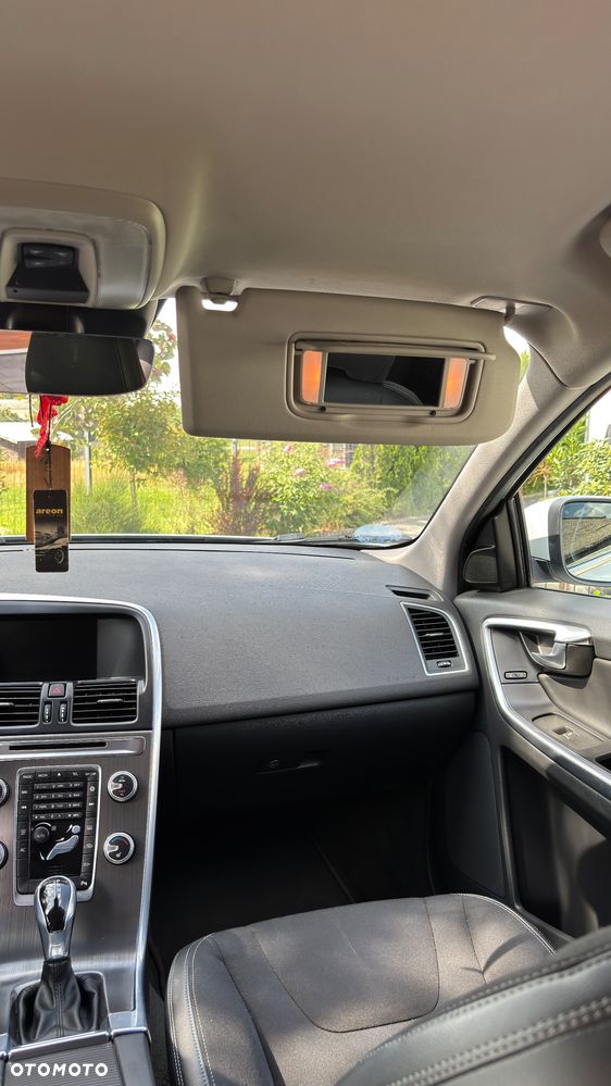 Volvo XC 60 - 21