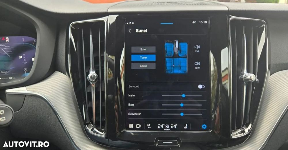 Volvo XC 60 B4 MHEV AWD R-Design - 22