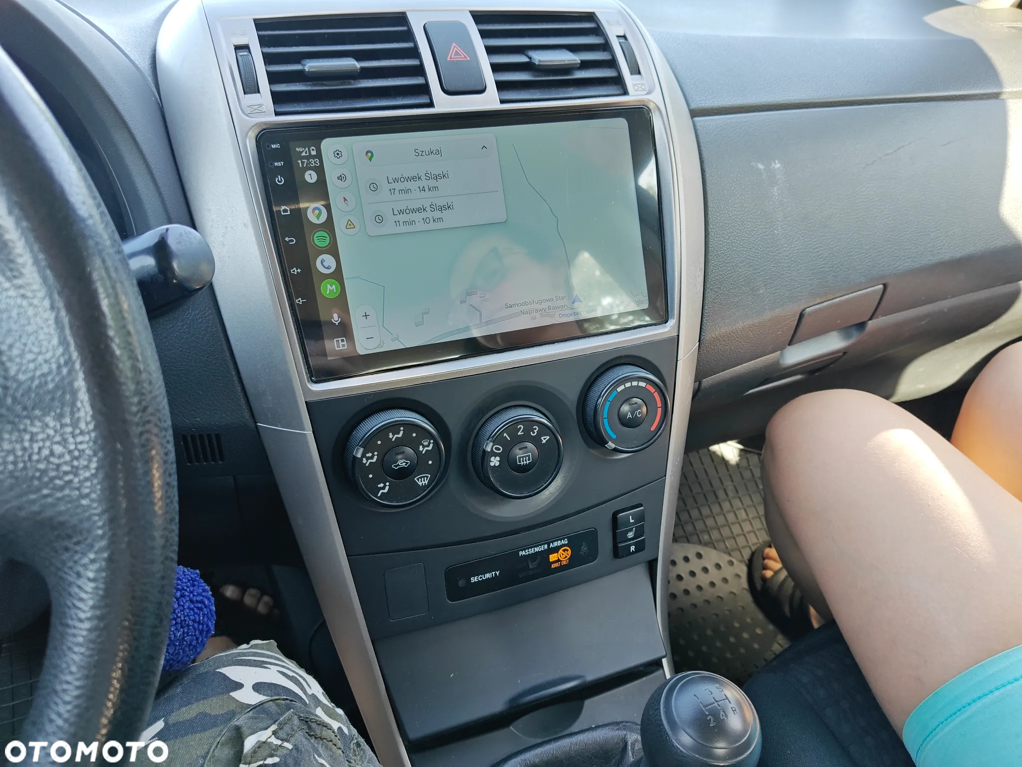Toyota Corolla 1.4 VVT-i Dynamic - 12