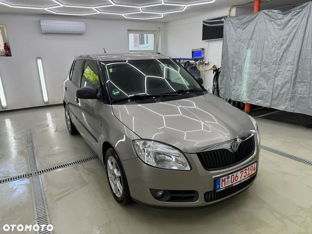 Skoda Fabia - 8