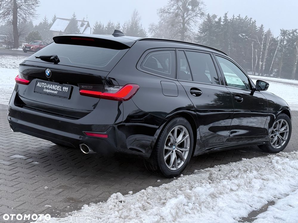 BMW Seria 3 320d Edition M Sport Shadow - 7