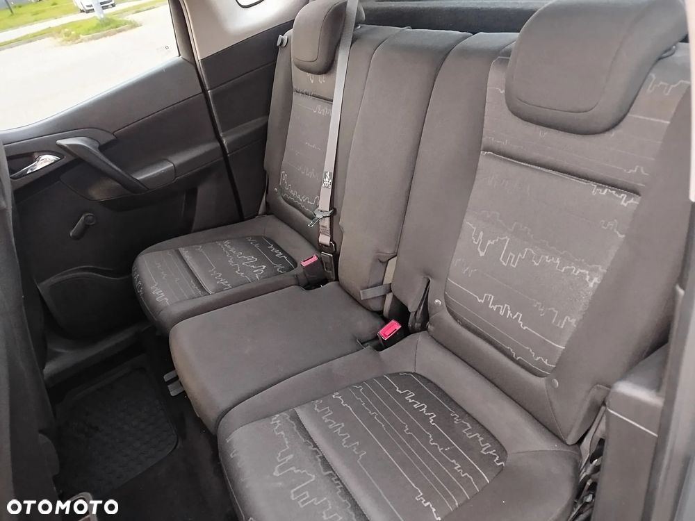 Opel Meriva - 19