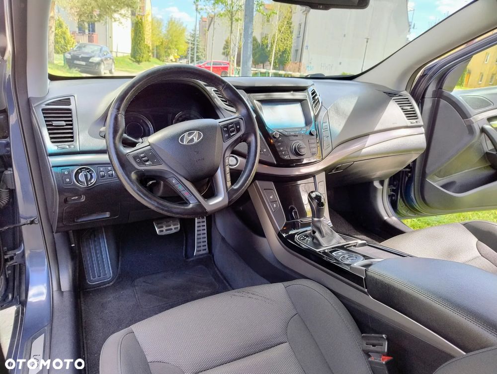 Hyundai i40 Kombi blue 1.7 CRDi DCT Style - 12