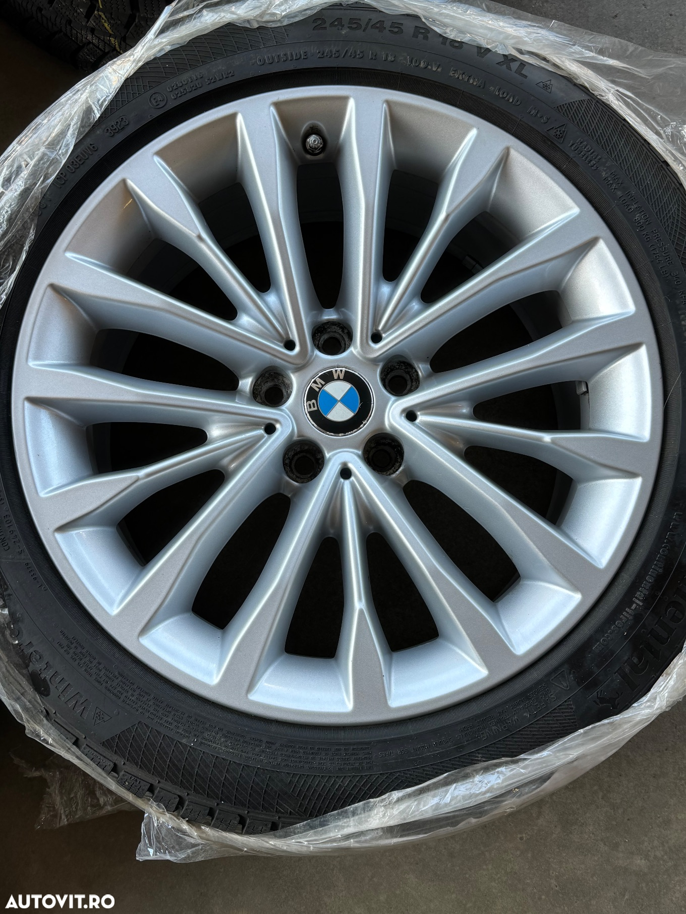Vând jante originale BMW G30 520xdrive pe 18” cu anvelope de iarnă ca noi - 3