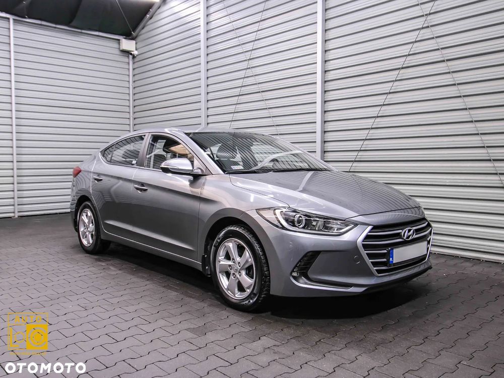 Hyundai Elantra 1.6 Comfort - 7