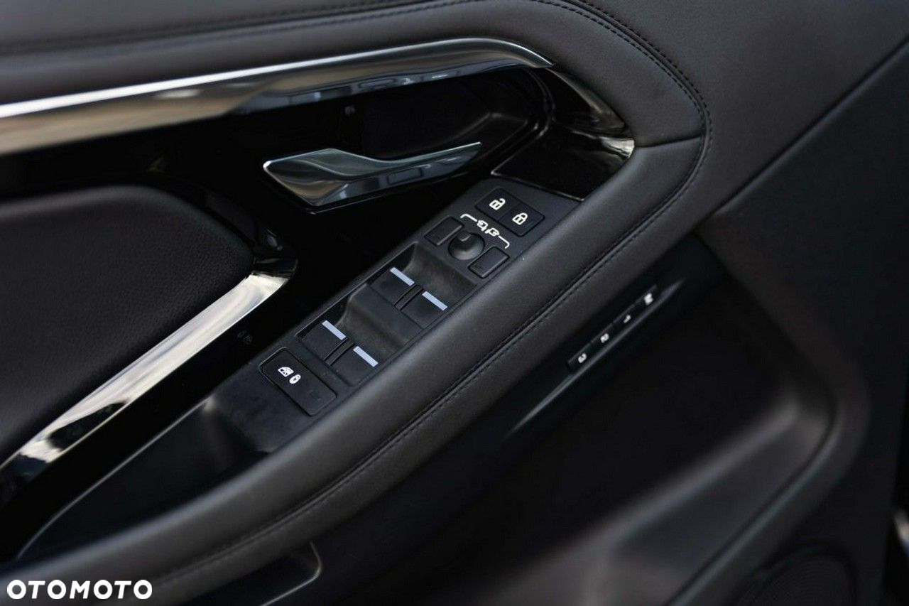 Land Rover Range Rover Evoque - 15