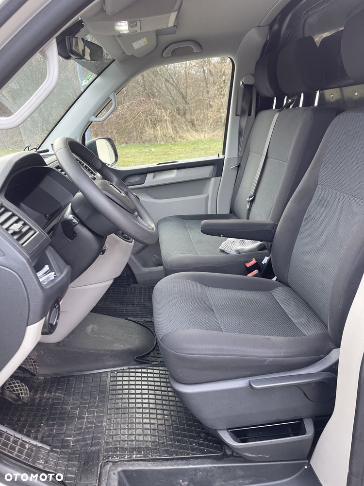 Volkswagen T6 - 18