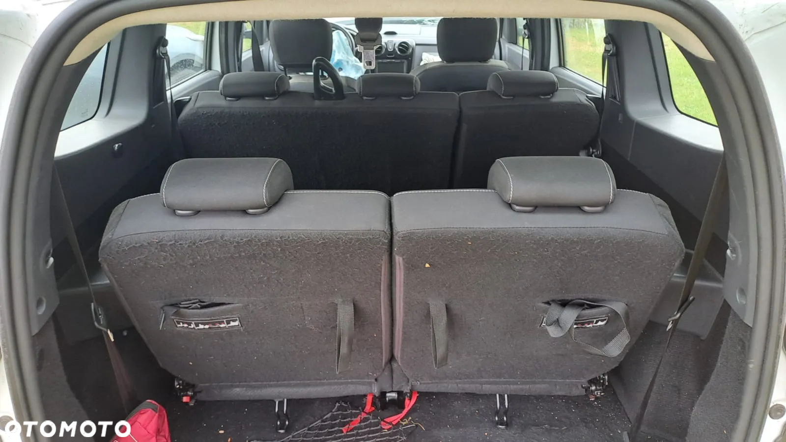 Dacia Lodgy 1.5 Blue dCi Laureate S&S EU6d - 13