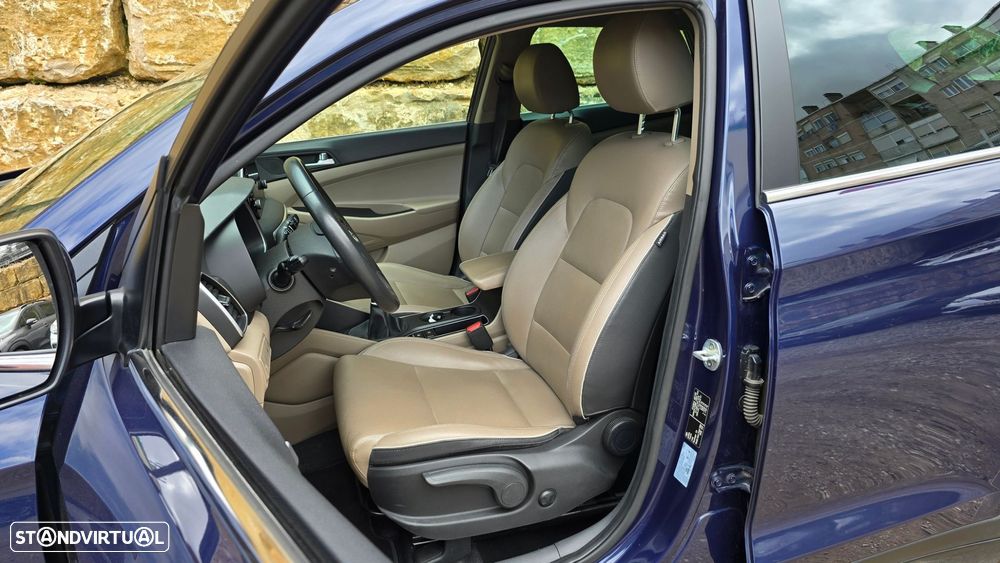 Hyundai Tucson 1.6 CRDi Premium+Pack Pele - 44