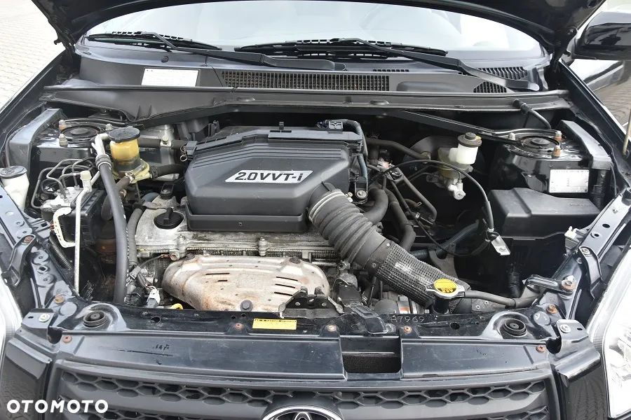 Toyota RAV4 2.0 VVT-i Sol - 21