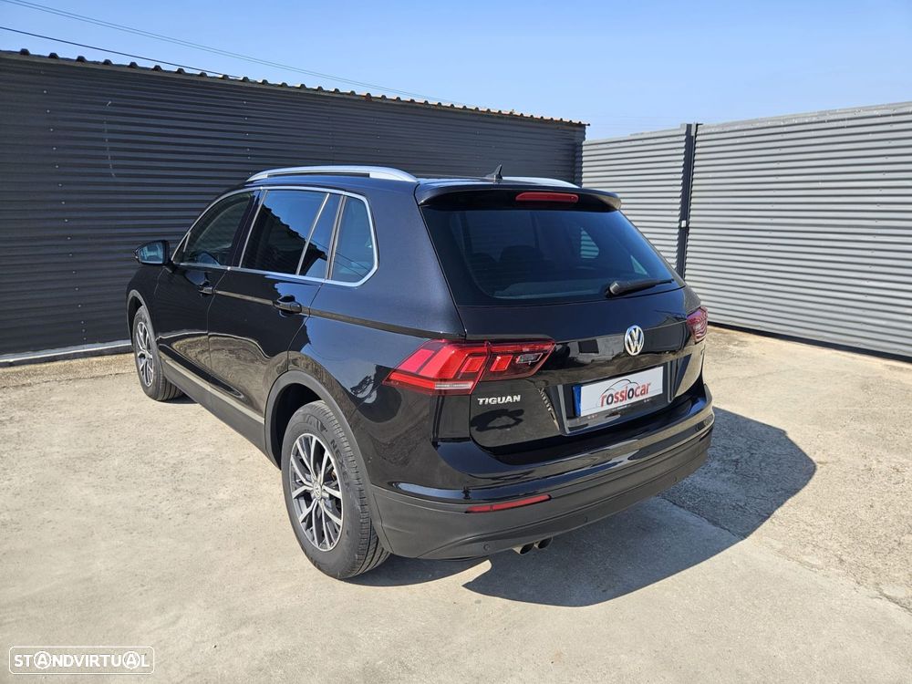 VW Tiguan 1.6 TDI Confortline - 12