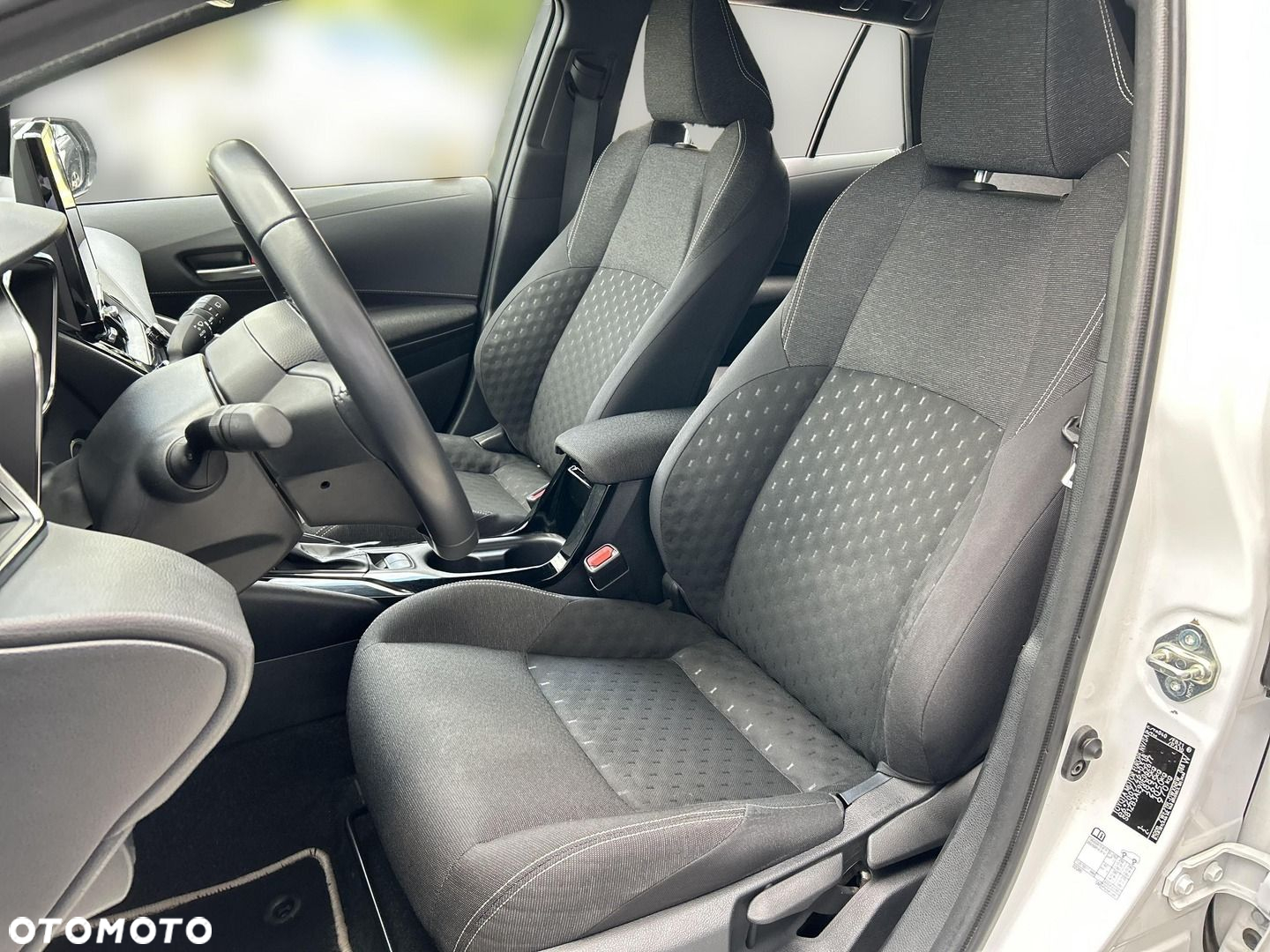 Toyota Corolla - 10
