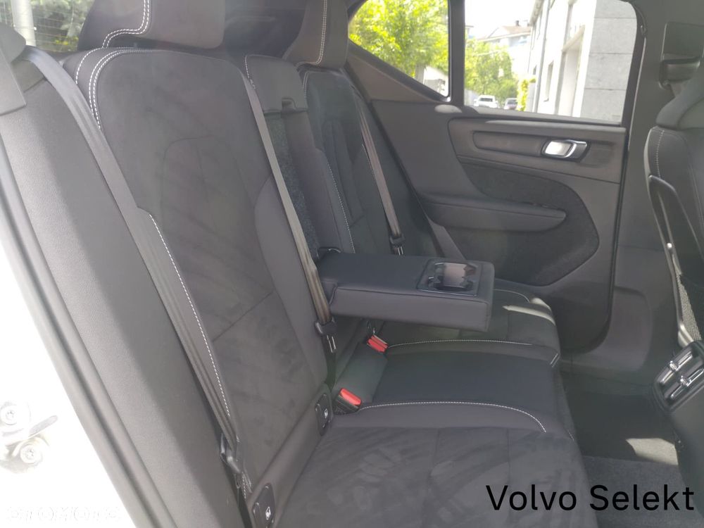 Volvo XC 40 - 23