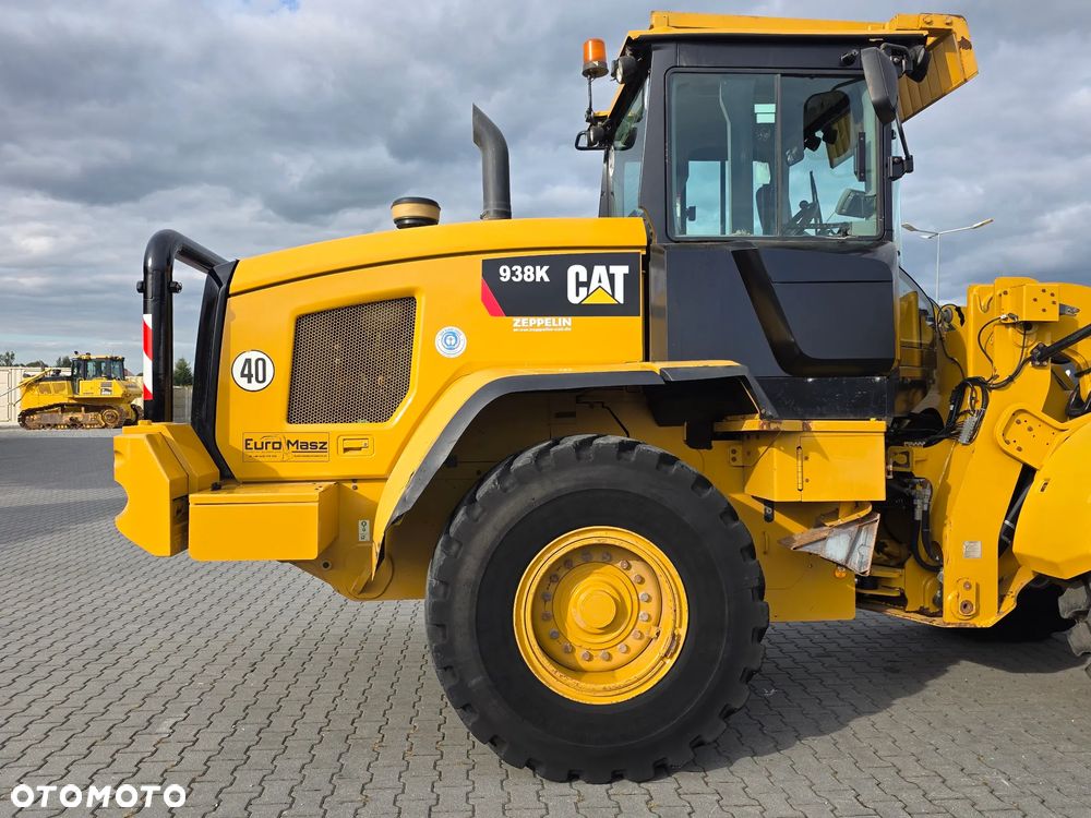 Caterpillar 938 K, 2013 ROK, ŁYŻKA + WIDŁY - 17