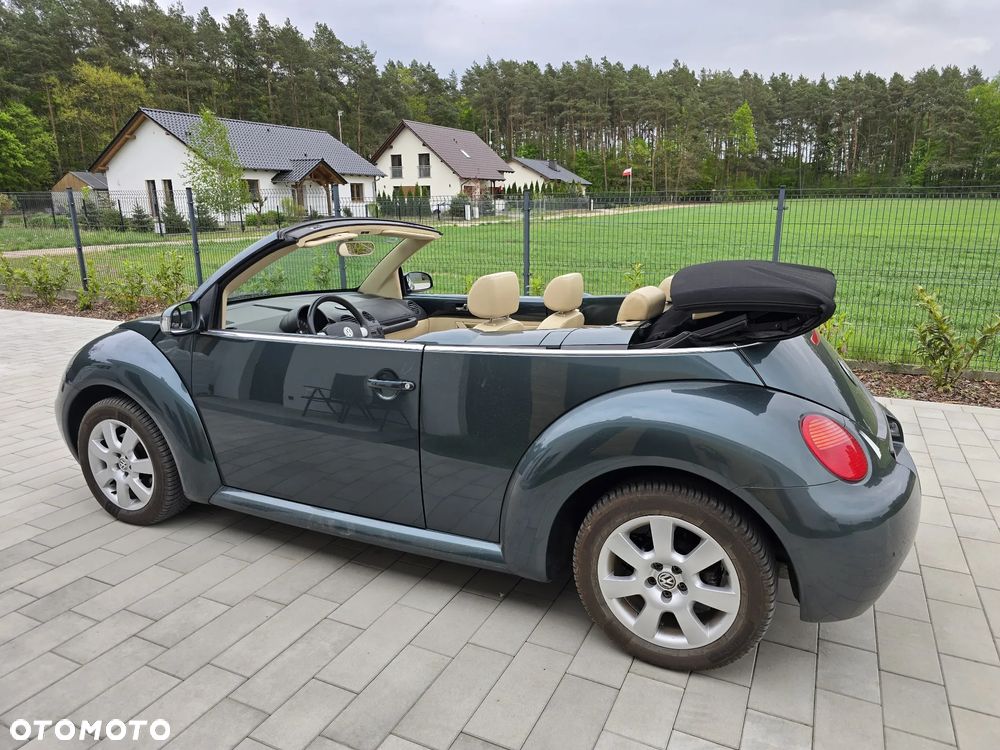 Volkswagen New Beetle Cabriolet 2.0 - 15