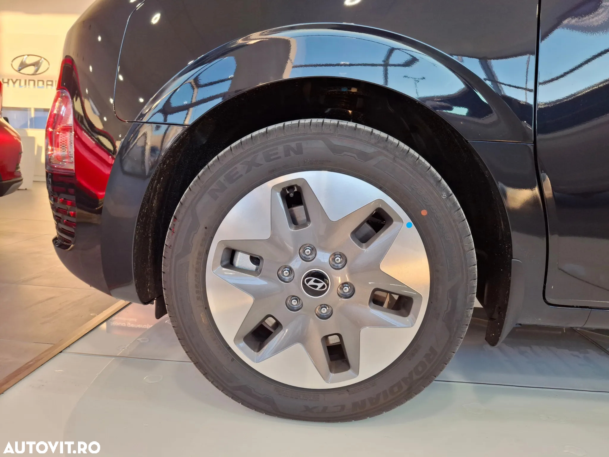 Hyundai Staria 1.6I 215CP 6AT 9 locuri HEV Premium - 18
