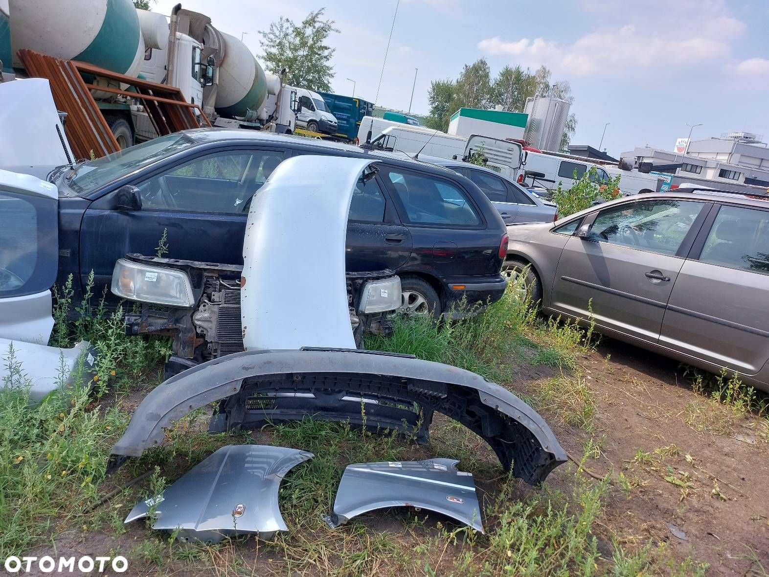 KOMPLETNY PRZÓD MASKA ZDERZAK BŁOTNIKI LAMPY PAS TRANSPORTER T5 LA7W - 20
