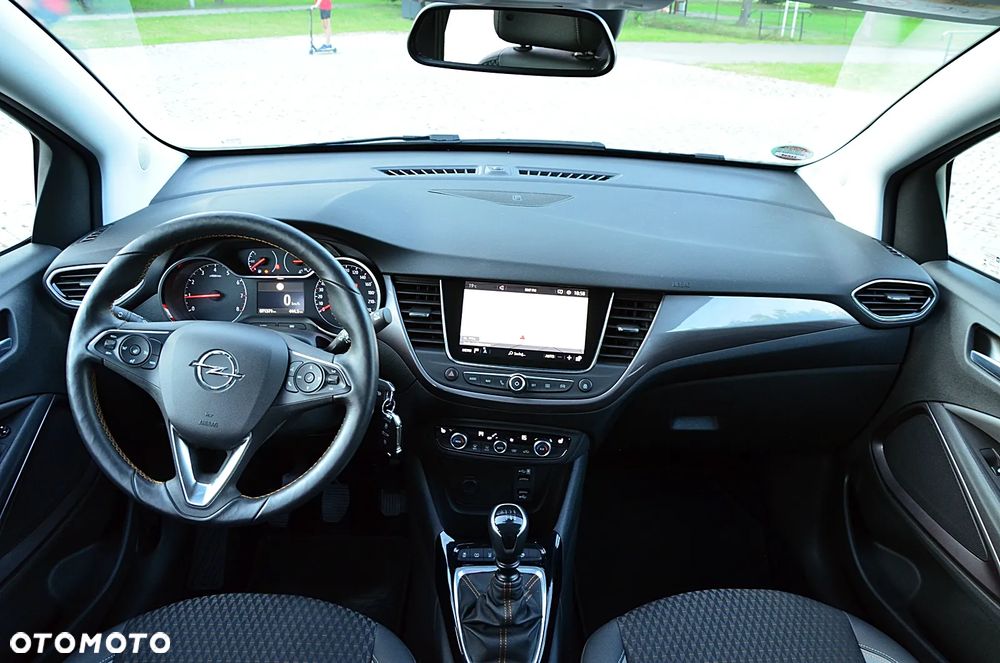 Opel Crossland X - 28