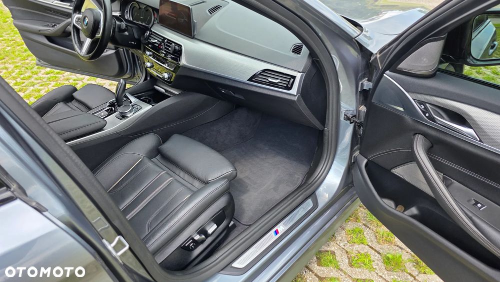 BMW Seria 5 530e iPerformance M Sport sport - 20