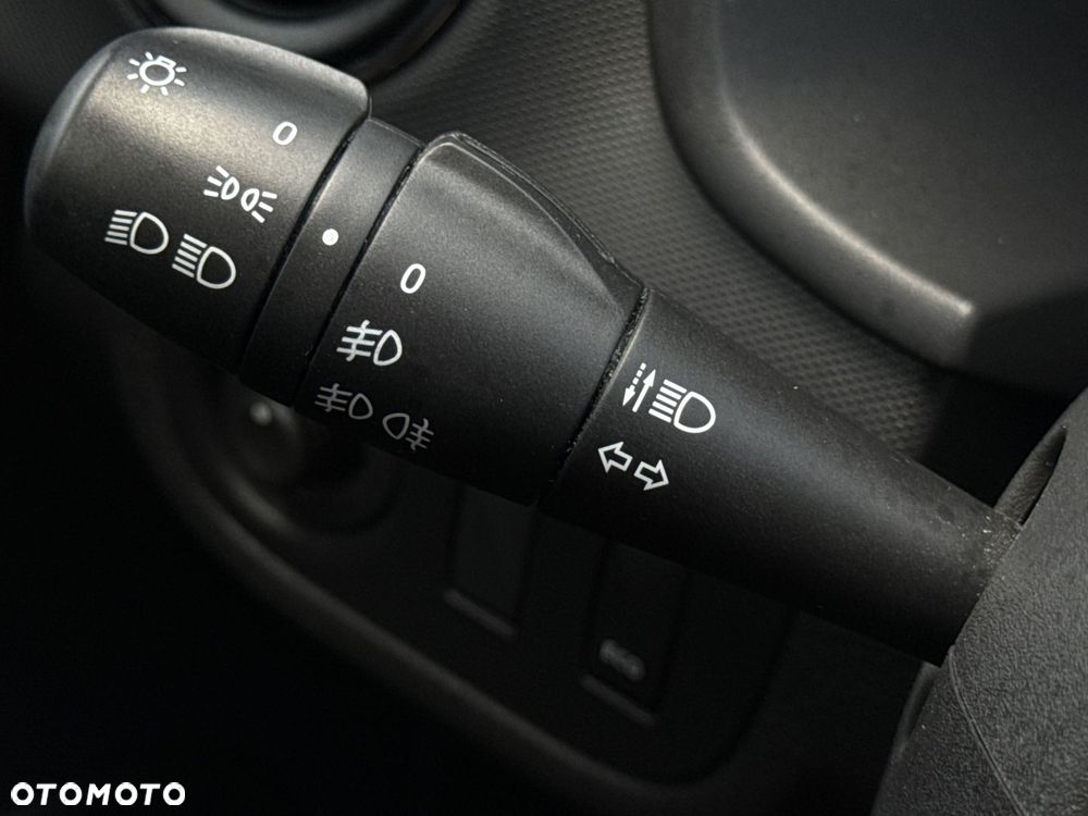 Dacia Logan - 25
