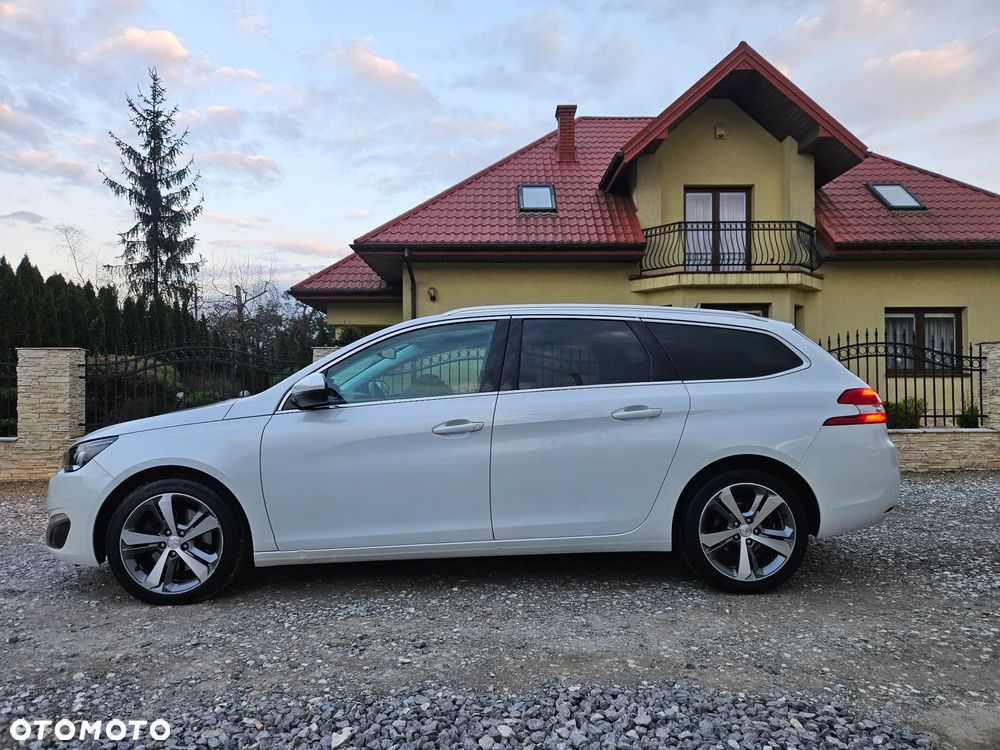 Peugeot 308 - 4