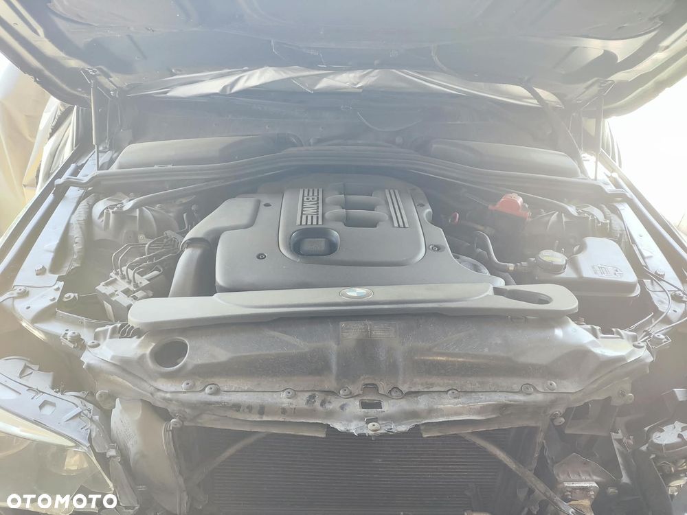 BMW Seria 5 520d - 10
