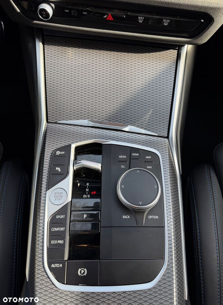 BMW Seria 3 320d M Sport - 27