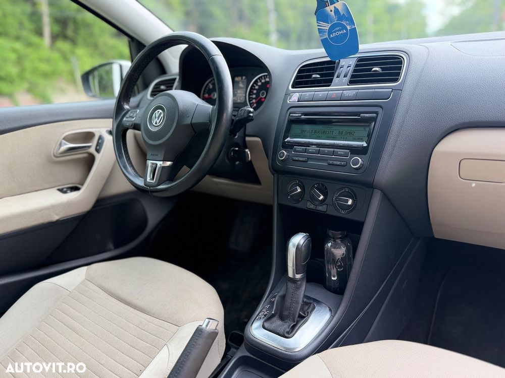 Volkswagen Polo 1.6 TDI DSG Highline - 5