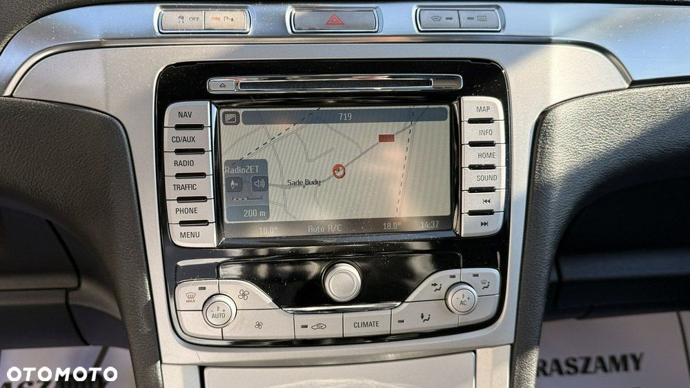 Ford S-Max 2.0 FF Titanium - 21