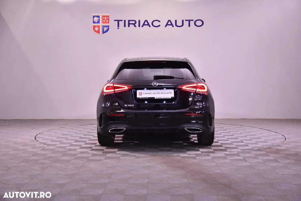 Mercedes-Benz A 180 7G-DCT AMG Line - 4